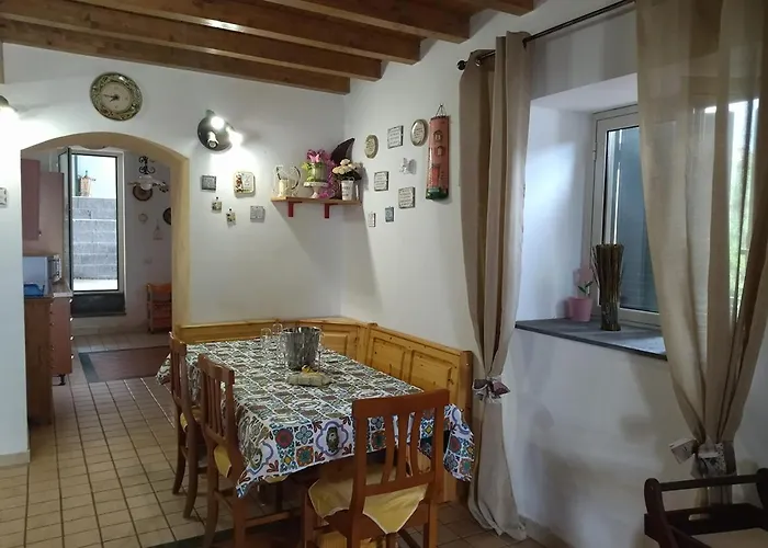 Peri Peri Villa *